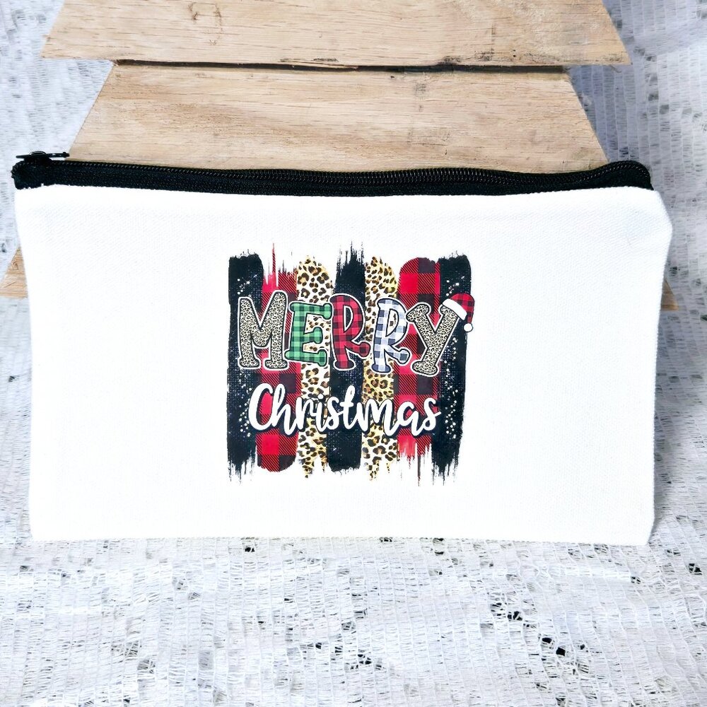 NEW SMALL CANVAS ZIPPER POUCH, COSMETIC BAG, MERRY CHRISTMAS PLAID ANIMAL PRINT